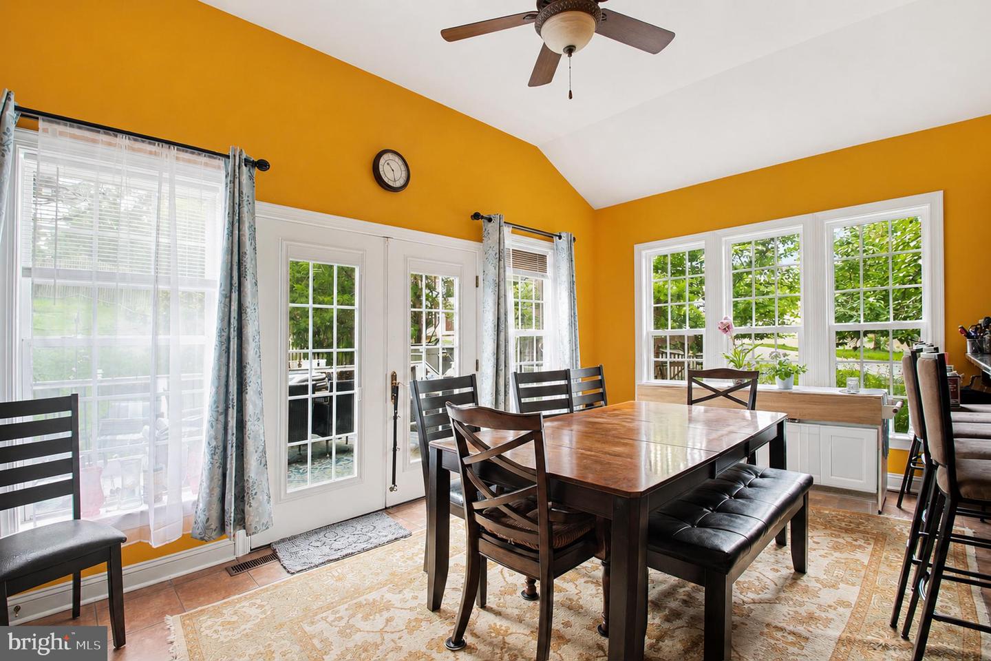 10823 Heaven Scent Ln Property Photo 6