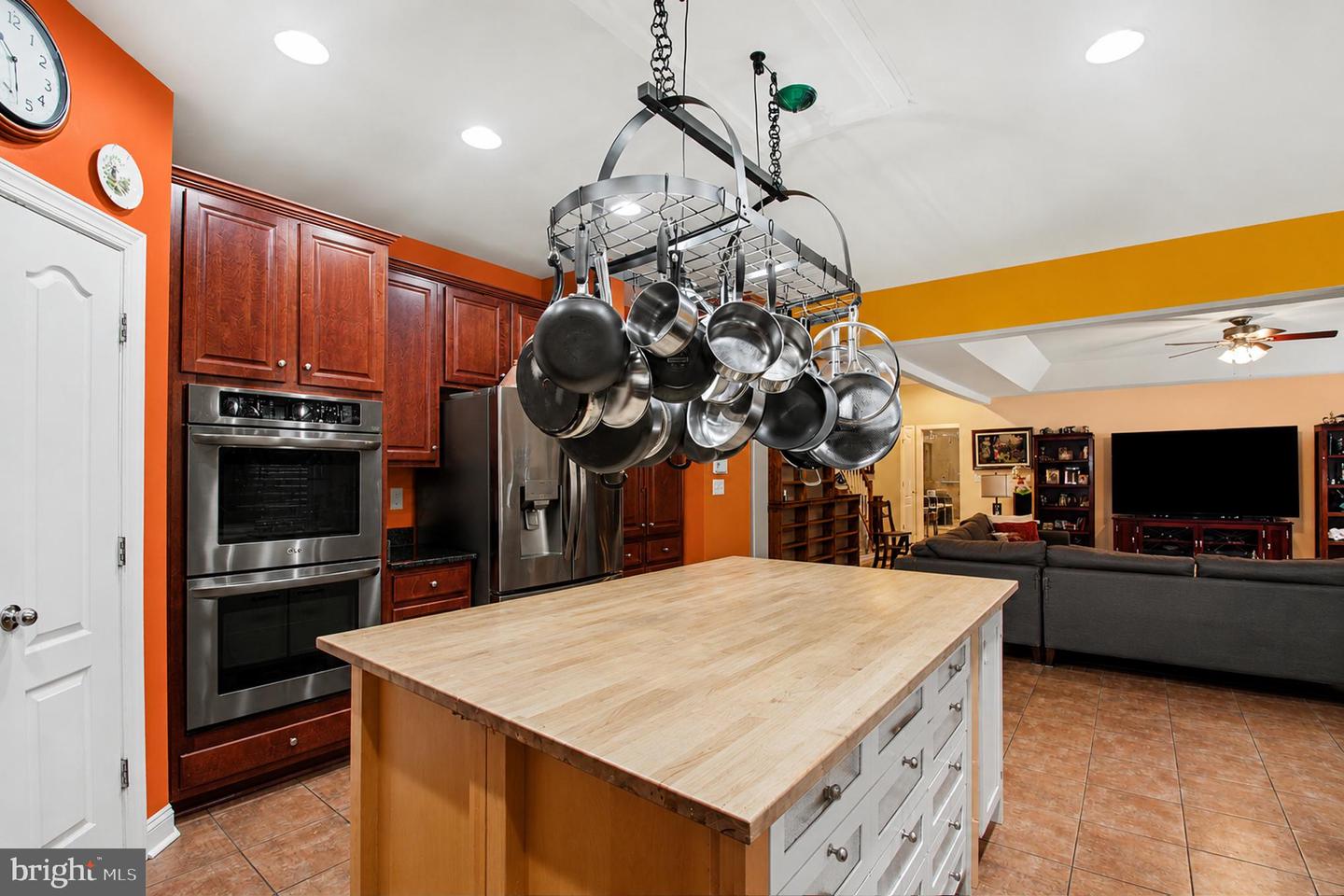 10823 Heaven Scent Ln Property Photo 8