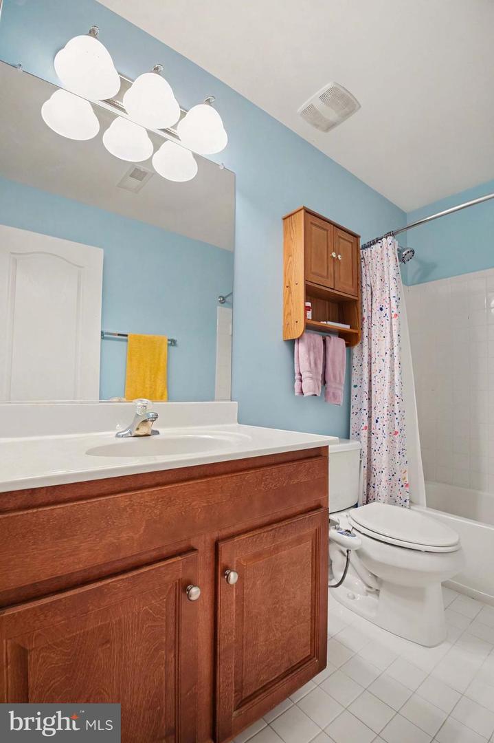 10823 Heaven Scent Ln Property Photo 23
