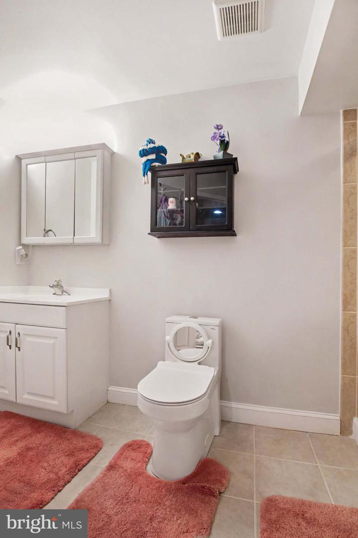 10823 Heaven Scent Ln Property Photo 27