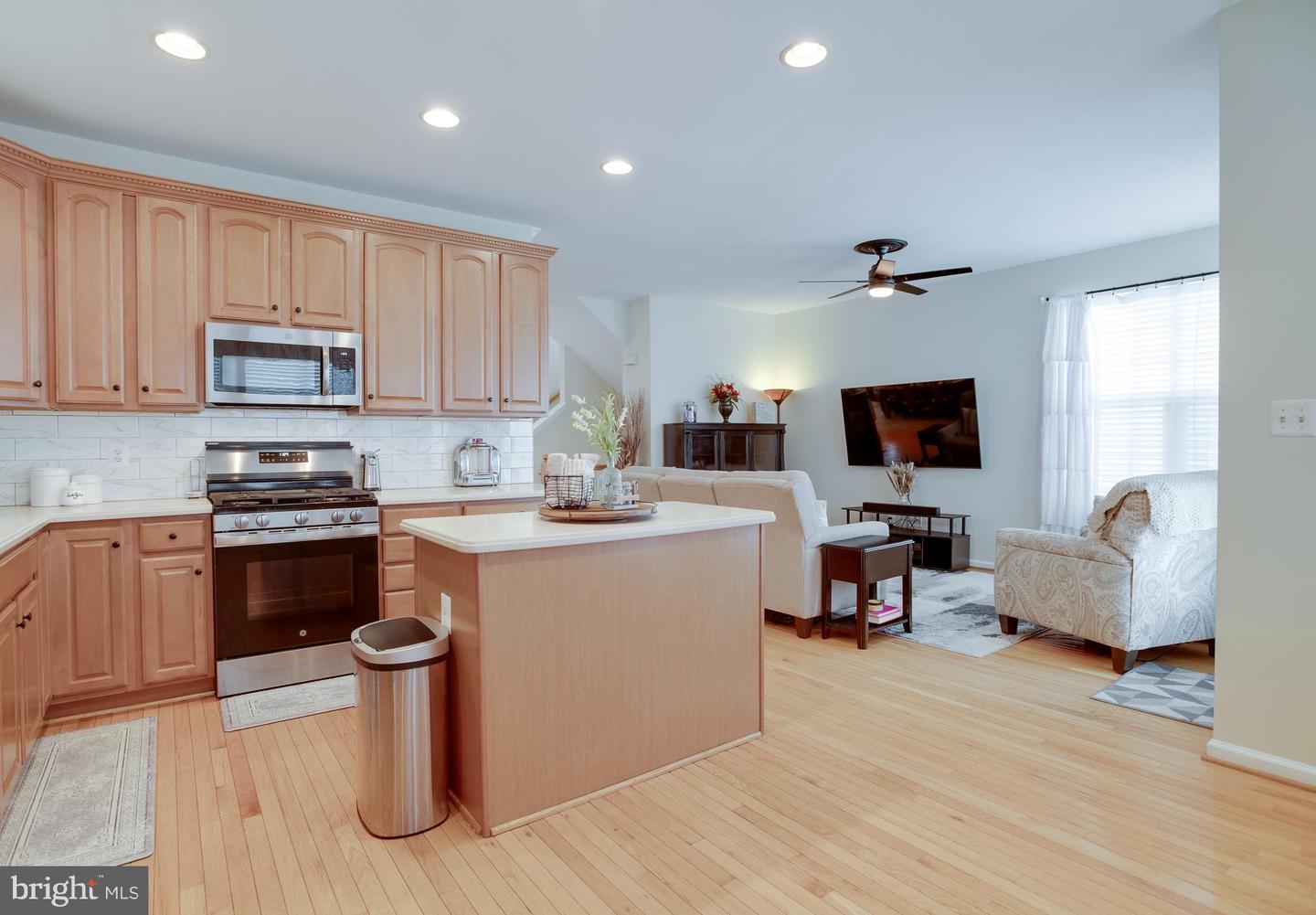 10036 Pentland Hills Way Property Photo 9