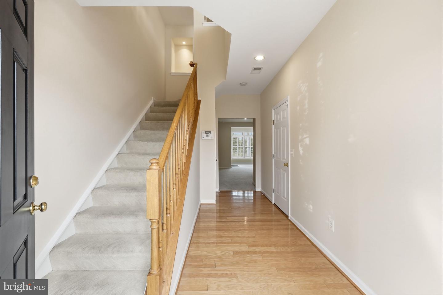 15054 Danehurst Cir Property Photo 3