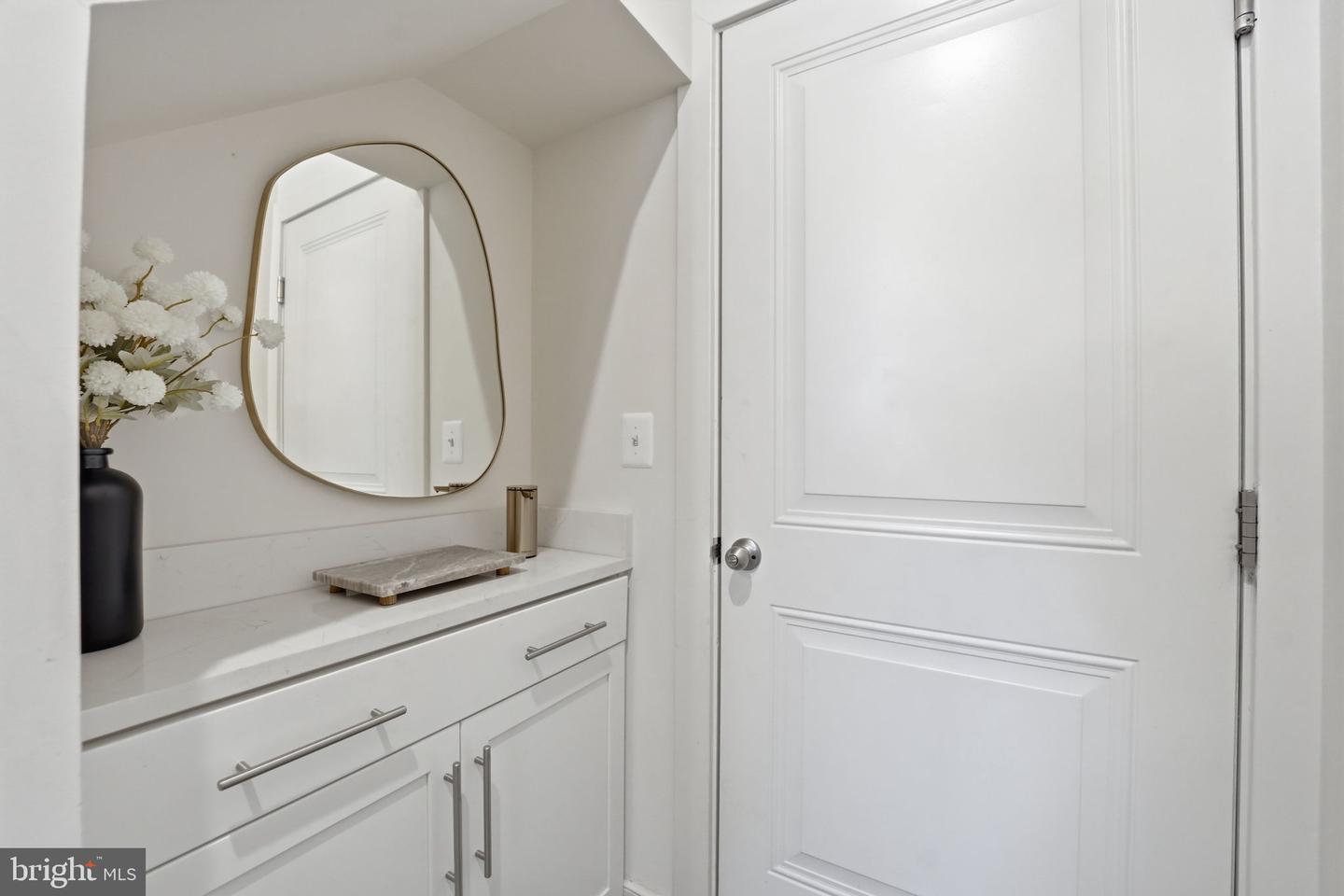 1506 Sandpiper Bay Loop Property Photo 6