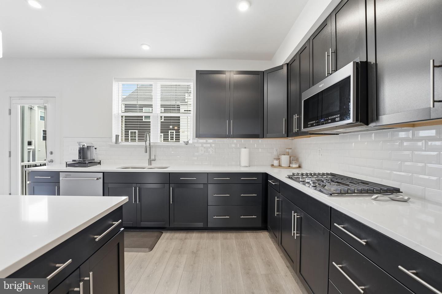 1506 Sandpiper Bay Loop Property Photo 14