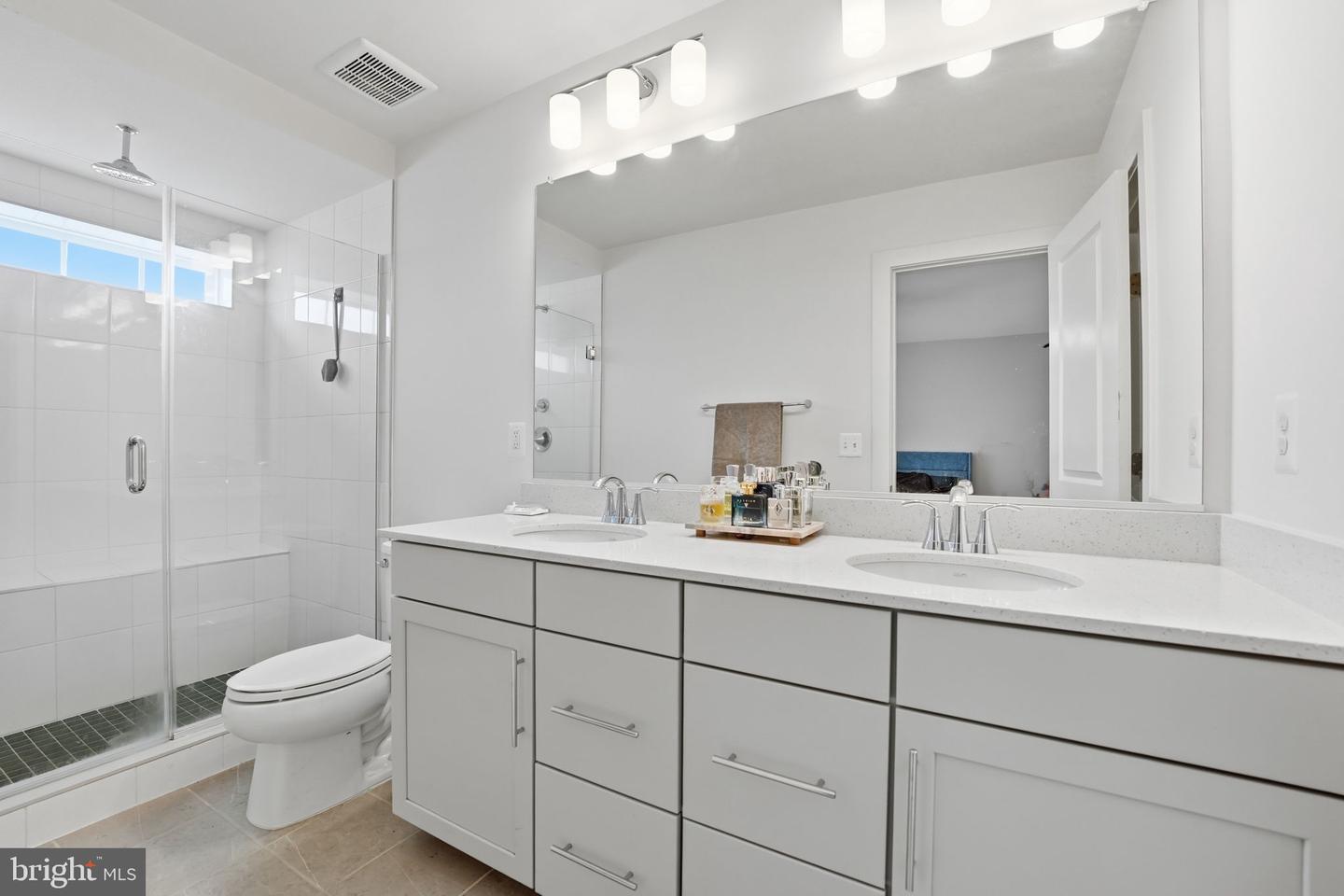 1506 Sandpiper Bay Loop Property Photo 22