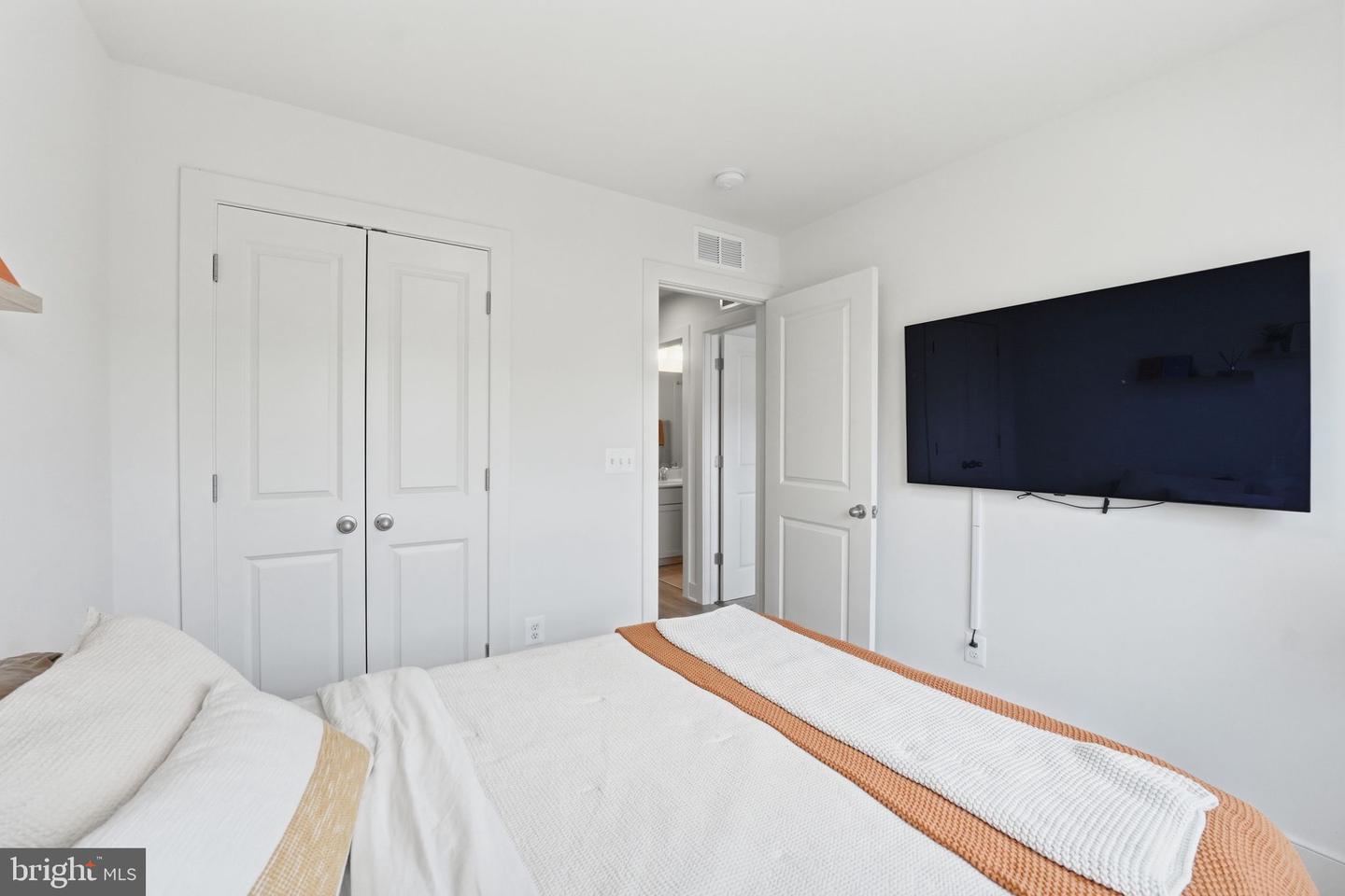1506 Sandpiper Bay Loop Property Photo 30