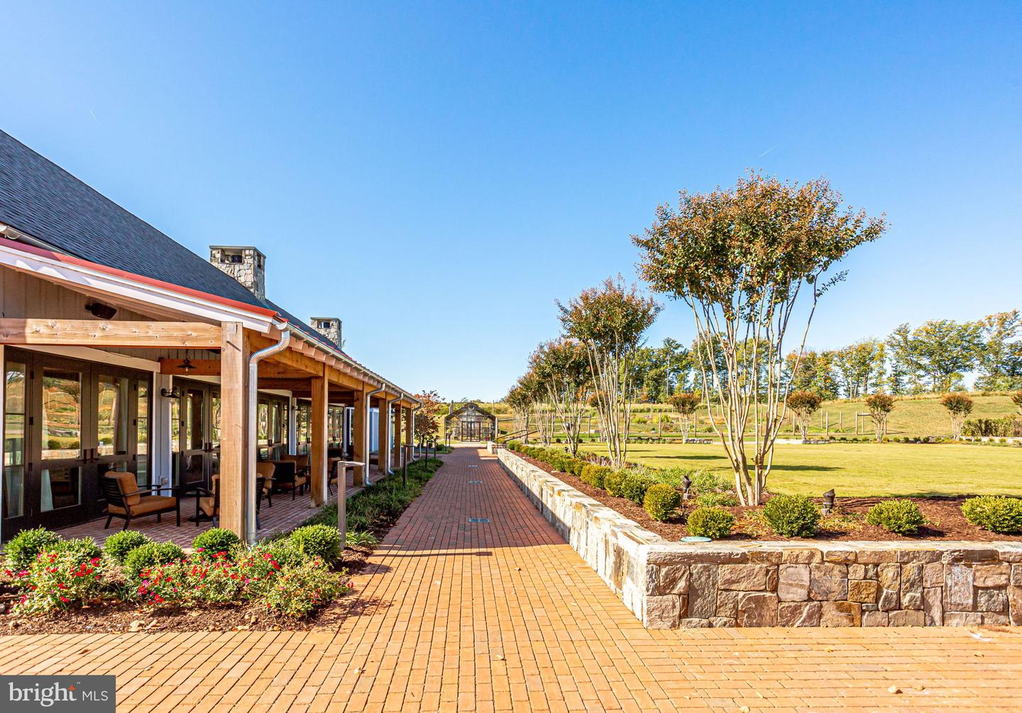 1506 Sandpiper Bay Loop Property Photo 49