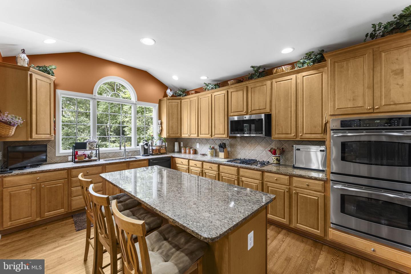 5777 Waterloo Bridge Cir Property Photo 13