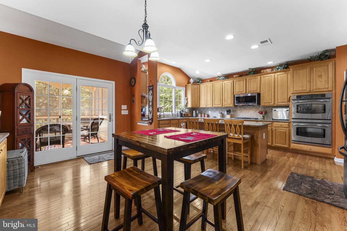 5777 Waterloo Bridge Cir Property Photo 23