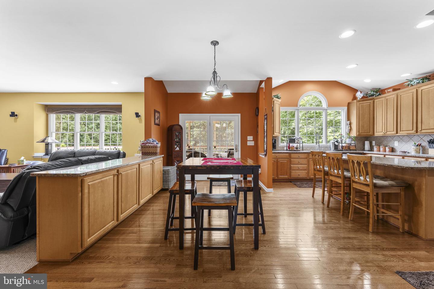 5777 Waterloo Bridge Cir Property Photo 24