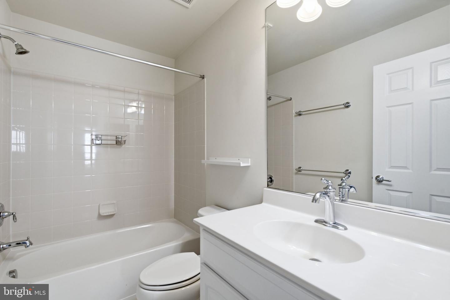 14656 Crossfield Way Property Photo 5