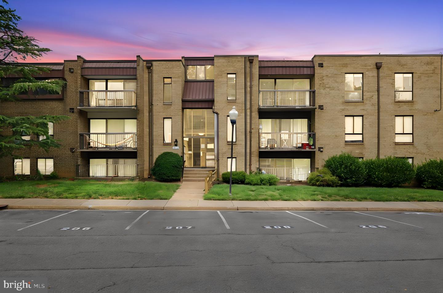 7589 Margate Ct #204 Property Photo 1
