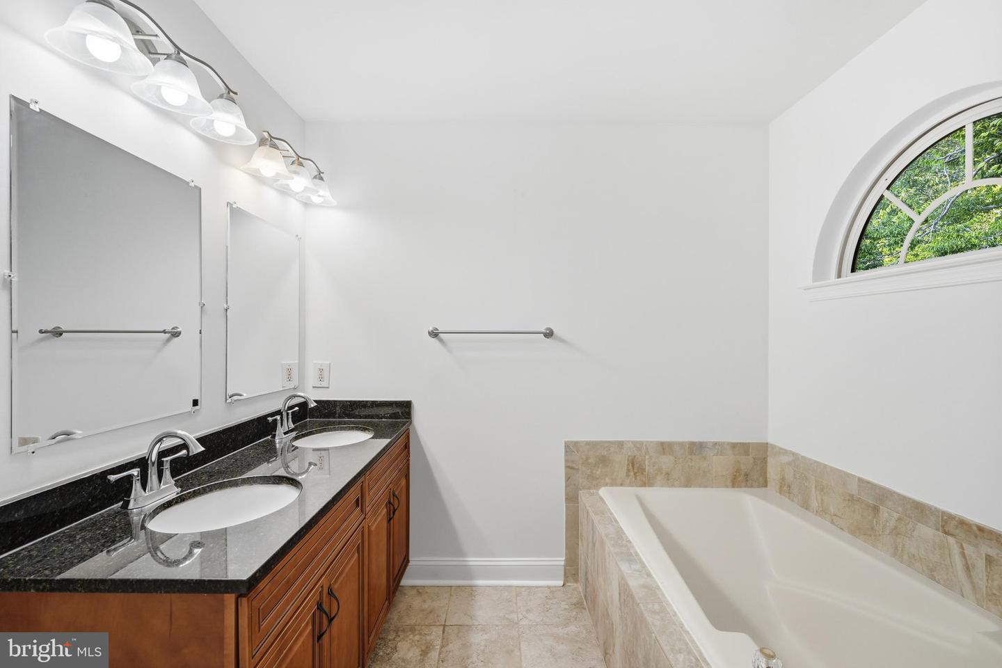 13857 Redford Ln Property Photo 34