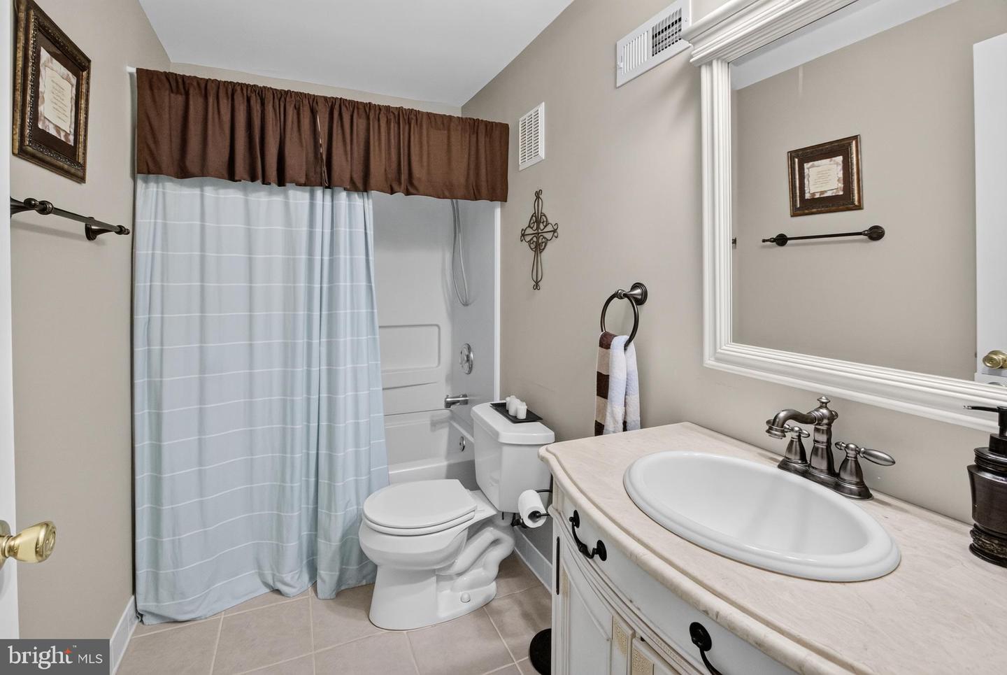 15024 Huntgate Ln Property Photo 36