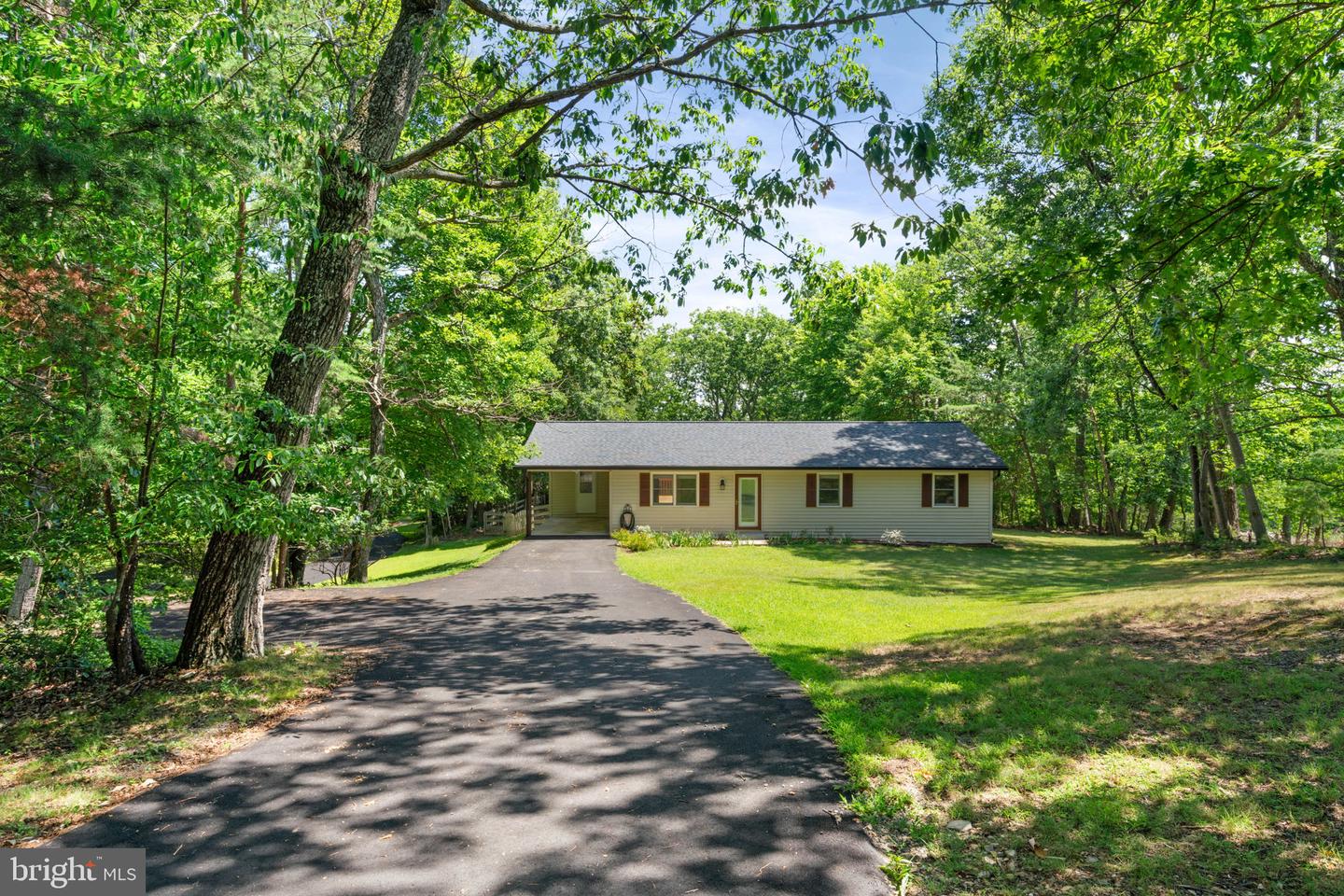2409 Gore Dr Property Photo 1