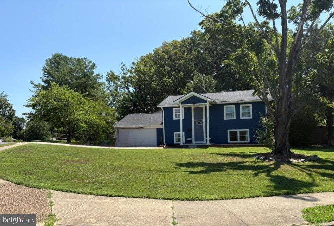3213 Bayfield Dr Property Photo 2