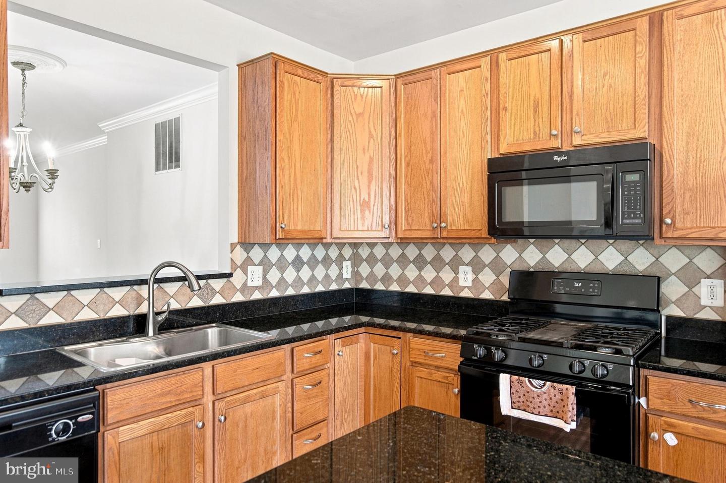 12964 Mandolin Ln Property Photo 8