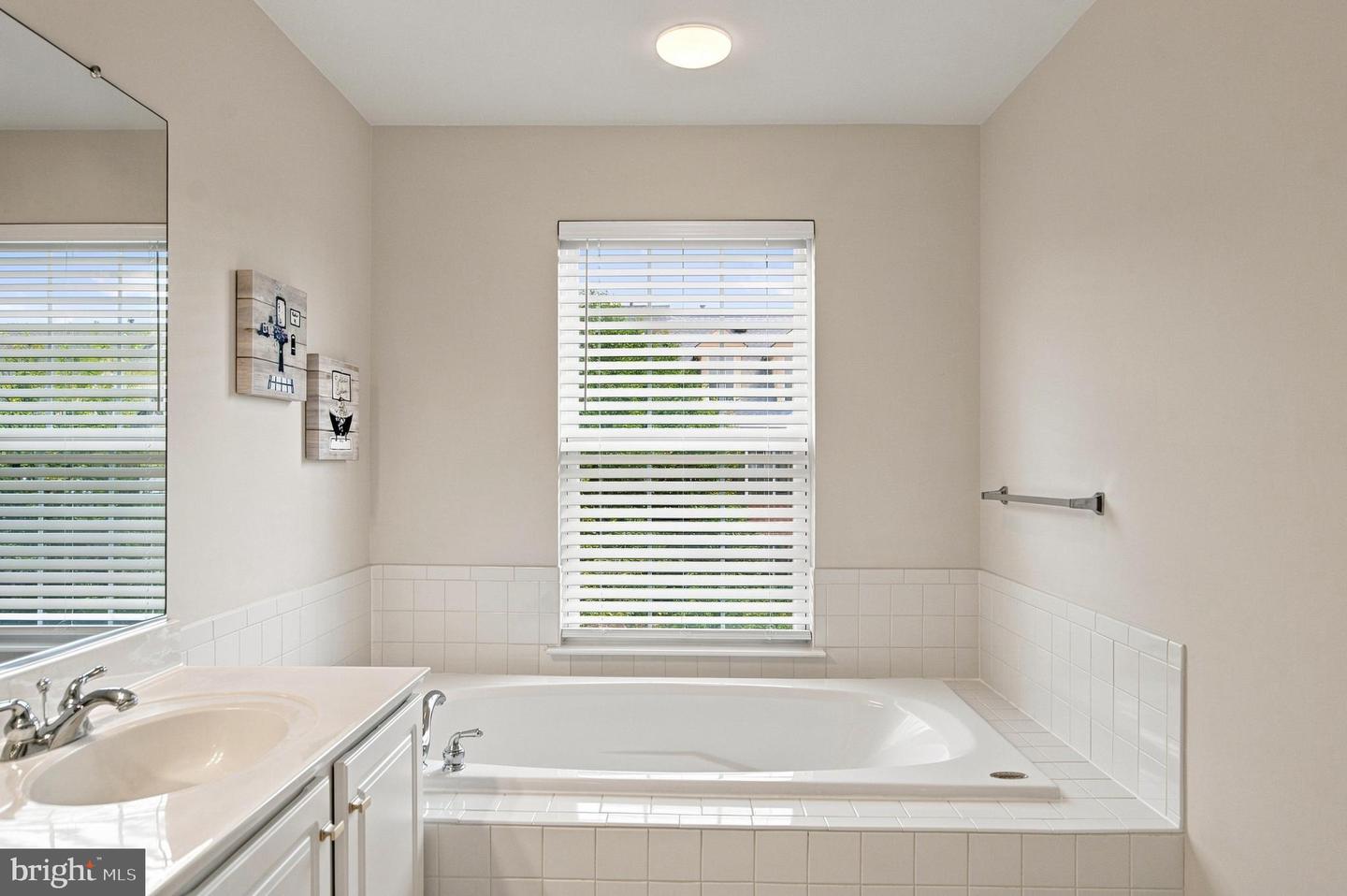 12964 Mandolin Ln Property Photo 35