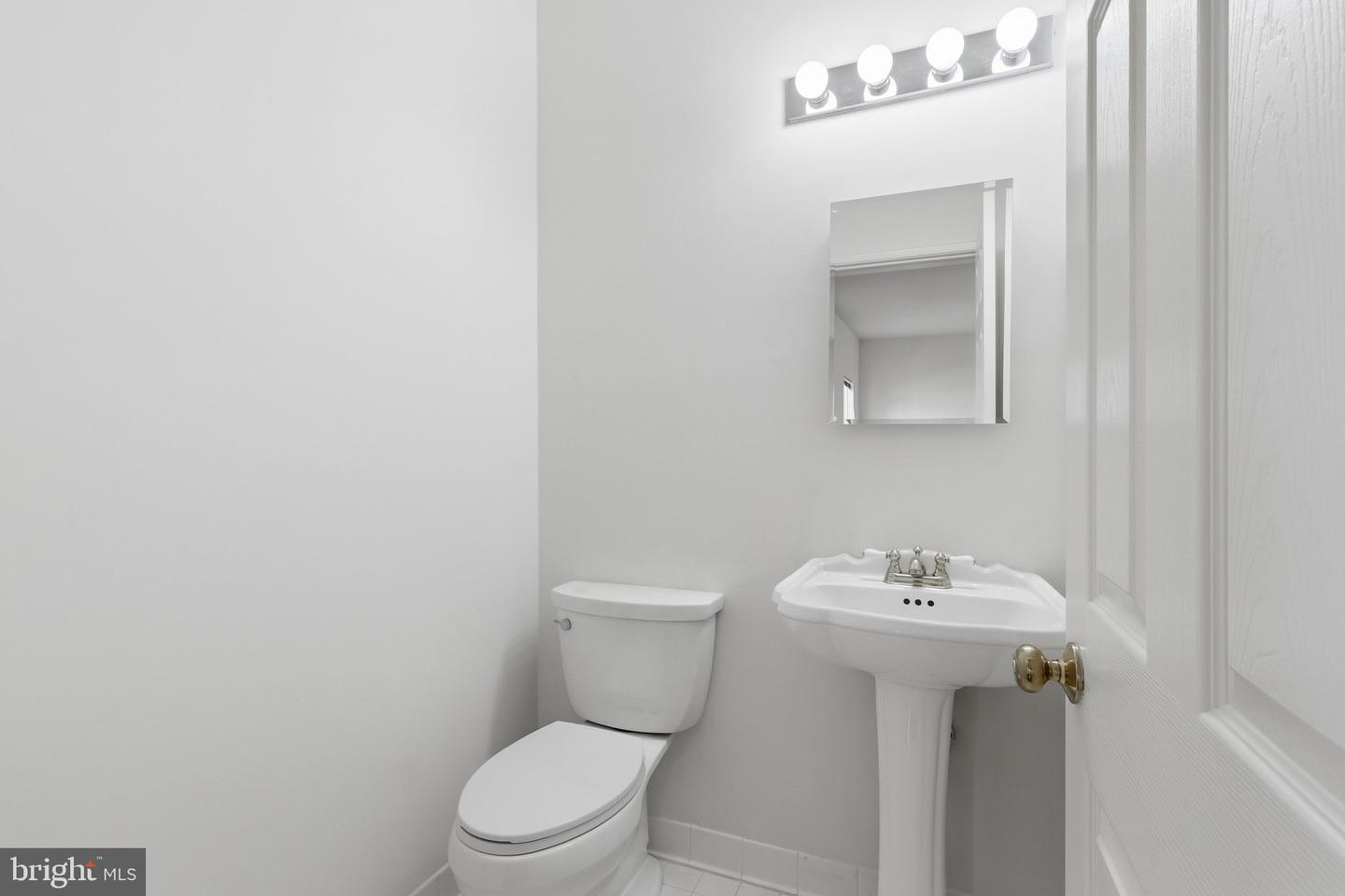 9121 Dartford Pl Property Photo 25