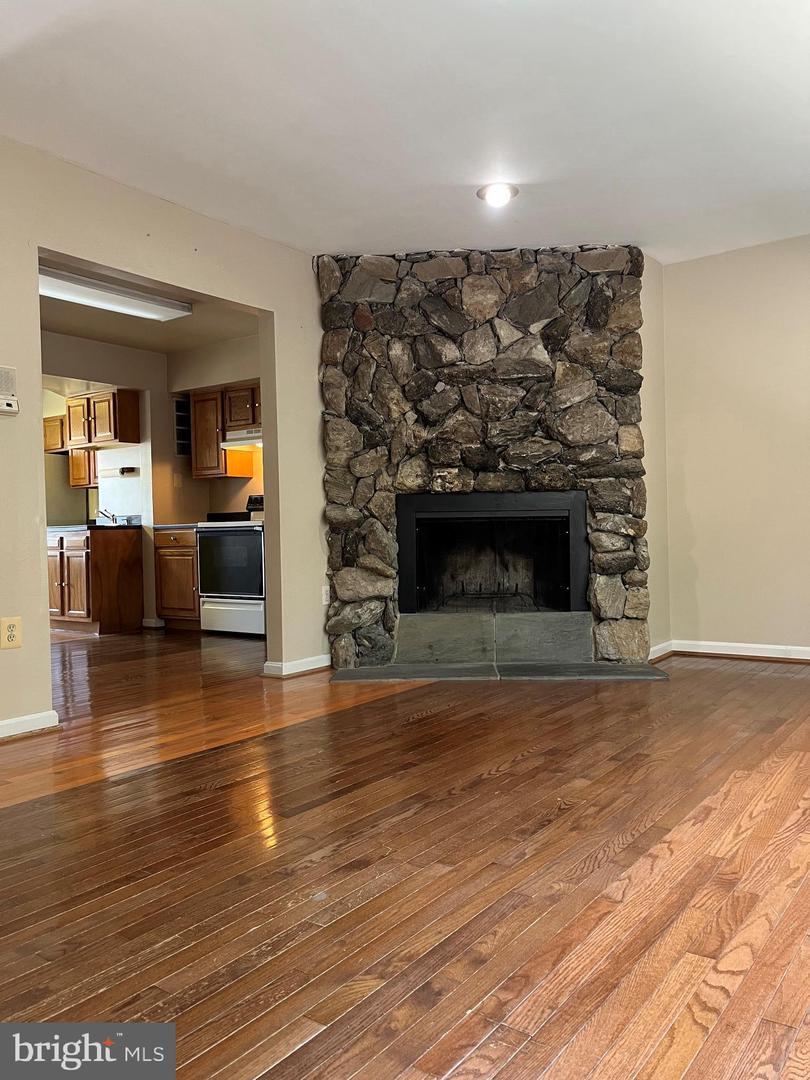 3723 Tavern Way Property Photo 16