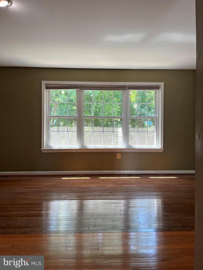 3723 Tavern Way Property Photo 18