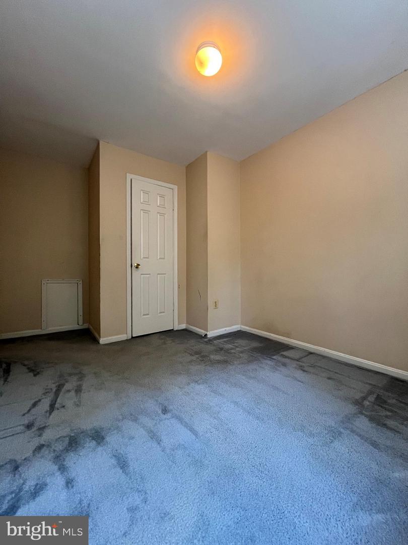 3723 Tavern Way Property Photo 28