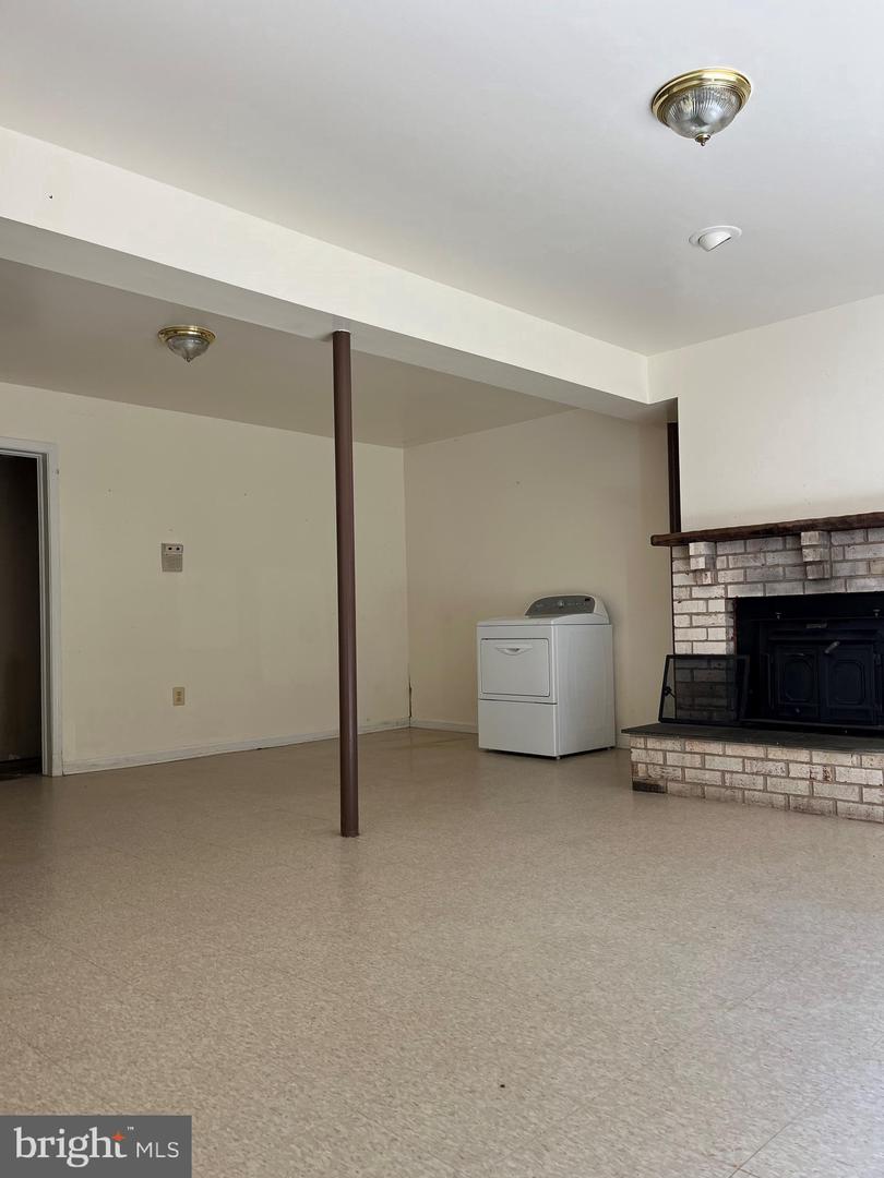 3723 Tavern Way Property Photo 33