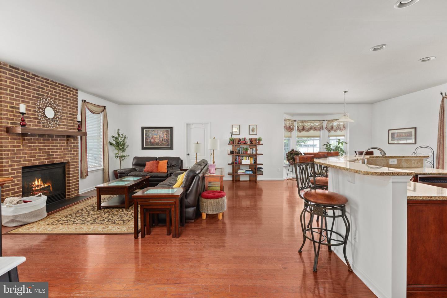 15610 Admiral Baker Cir Property Photo 15