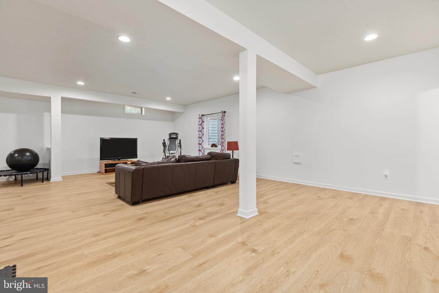 15610 Admiral Baker Cir Property Photo 34