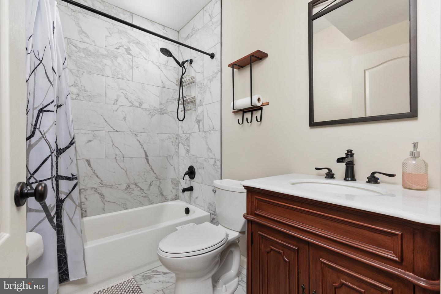 15610 Admiral Baker Cir Property Photo 37