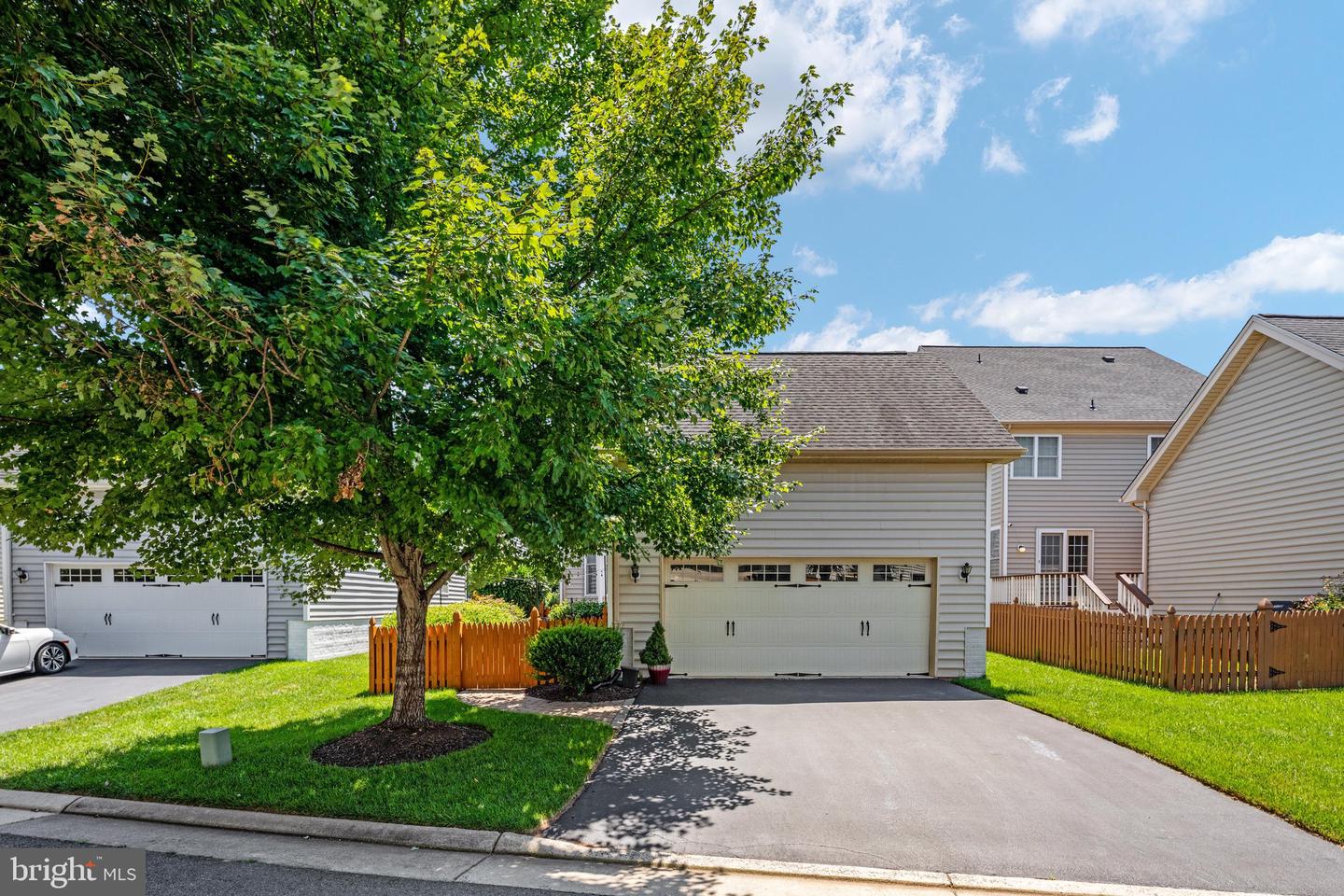 15610 Admiral Baker Cir Property Photo 44