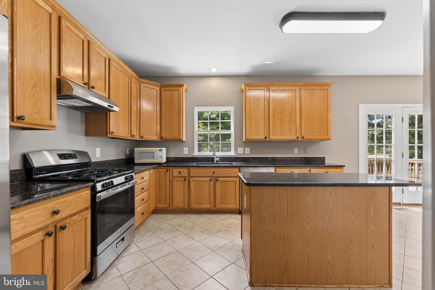 15121 Toccoa Ct Property Photo 6