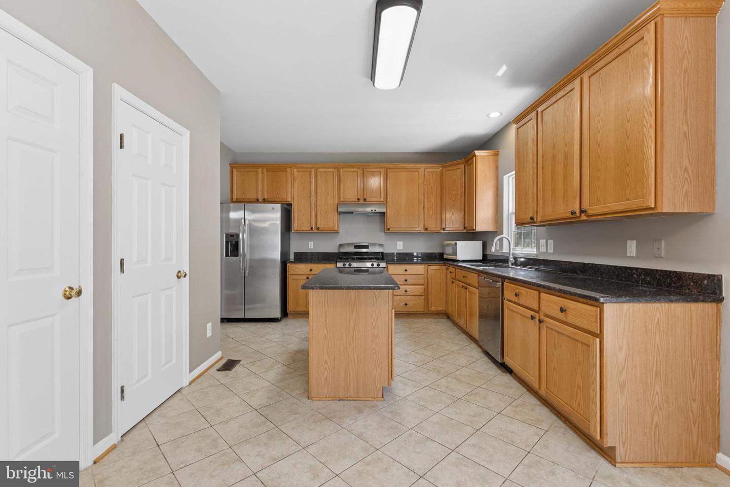 15121 Toccoa Ct Property Photo 8