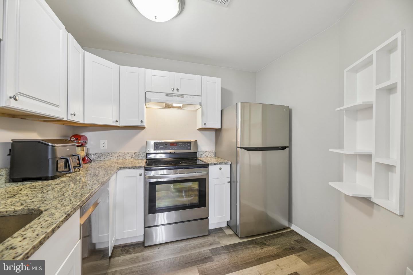 2841 Chablis Cir Property Photo 5