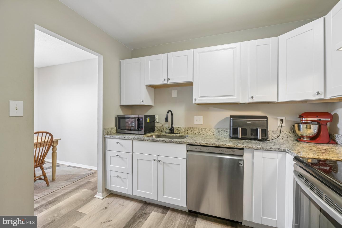 2841 Chablis Cir Property Photo 6