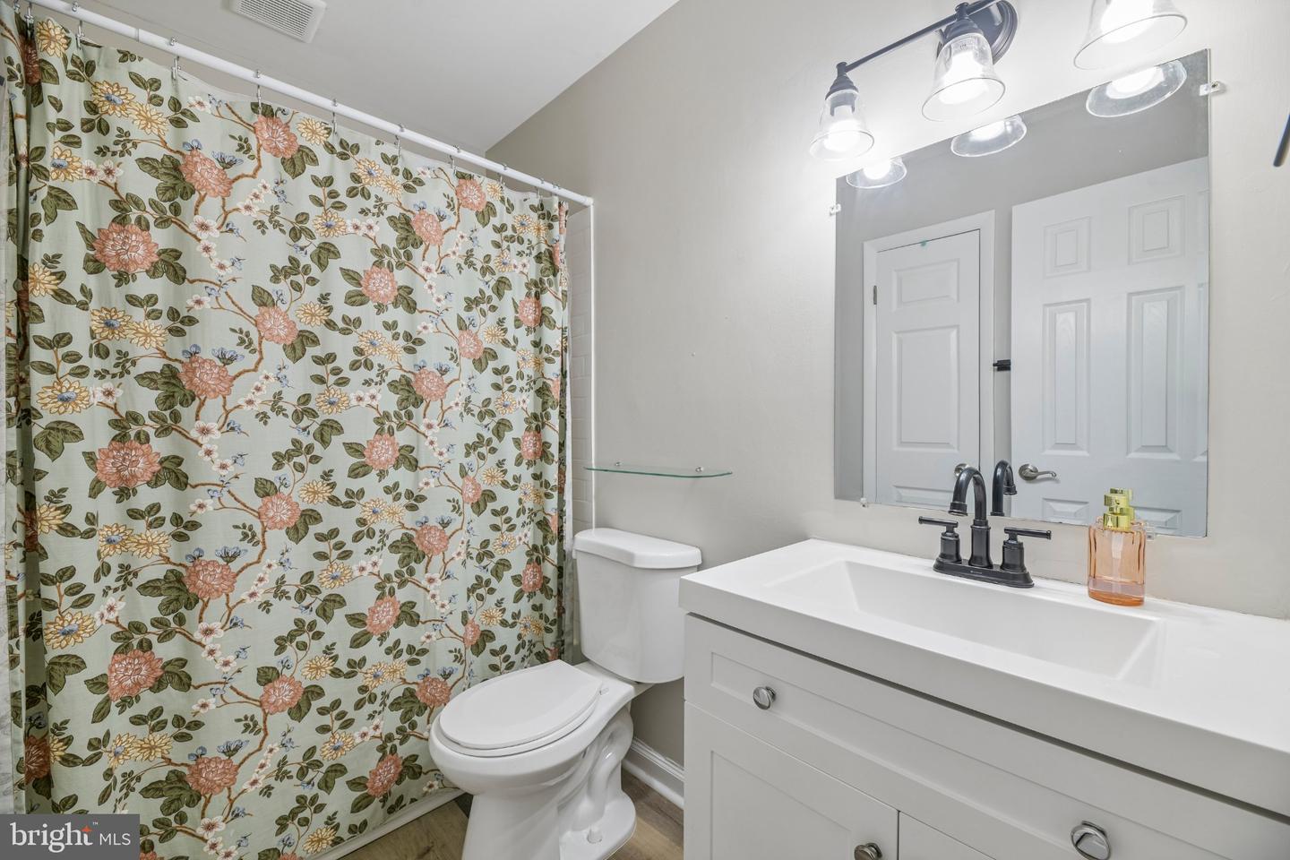 2841 Chablis Cir Property Photo 7