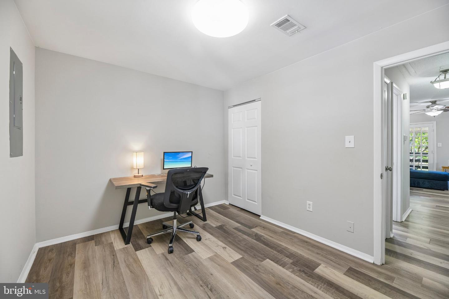 2841 Chablis Cir Property Photo 13