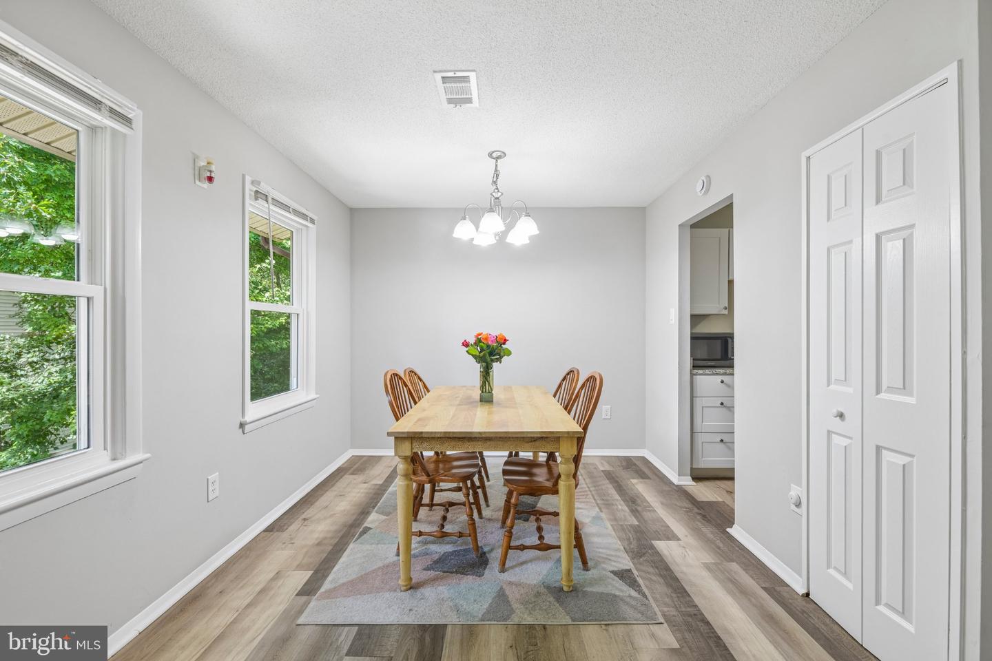 2841 Chablis Cir Property Photo 25