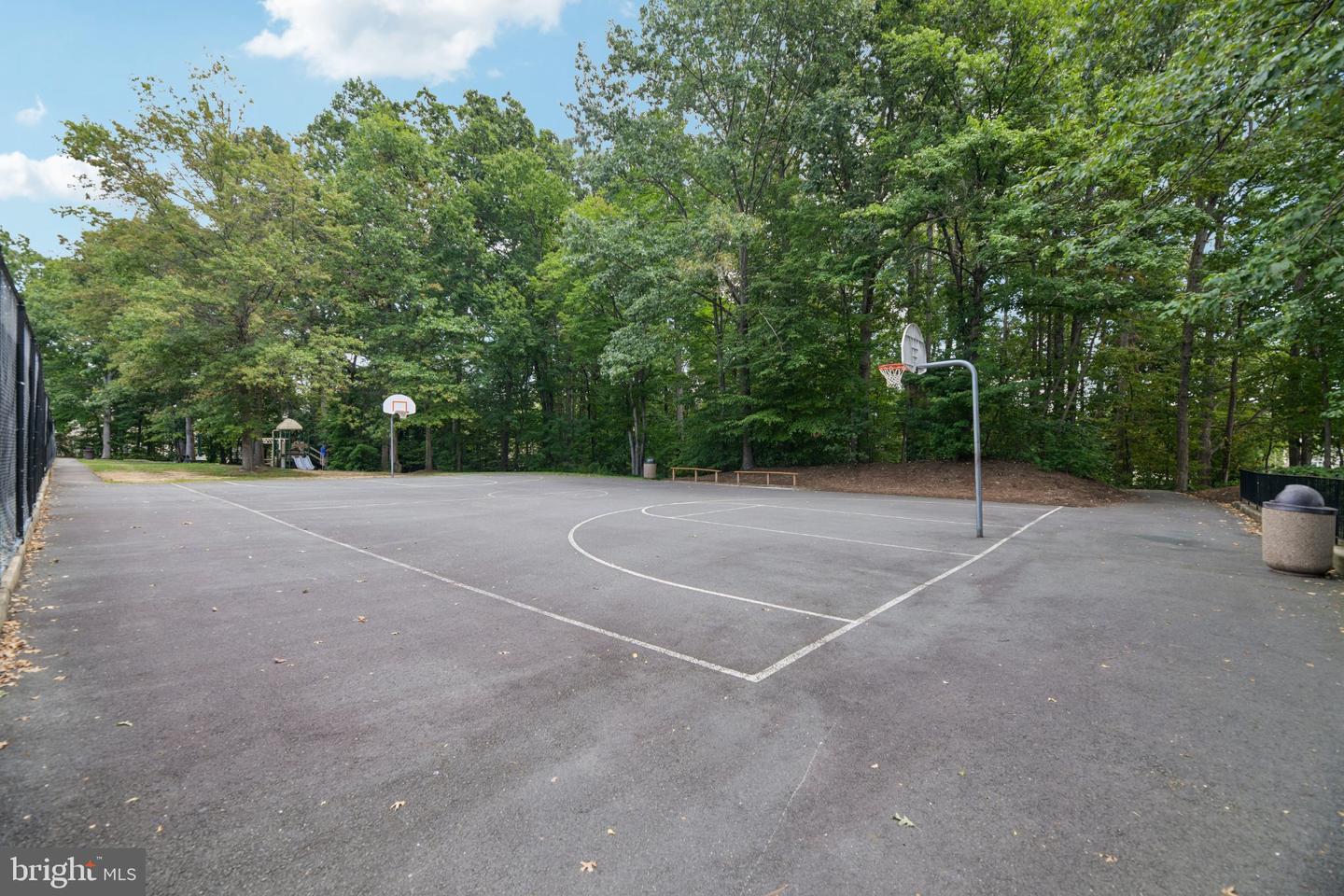 2841 Chablis Cir Property Photo 40