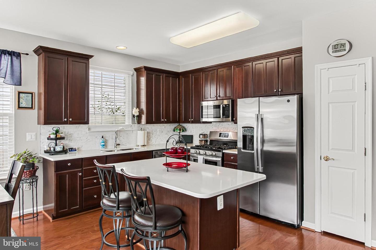 12851 Arnot Ln Property Photo 18