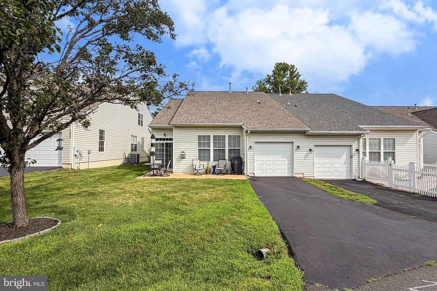 12851 Arnot Ln Property Photo 42