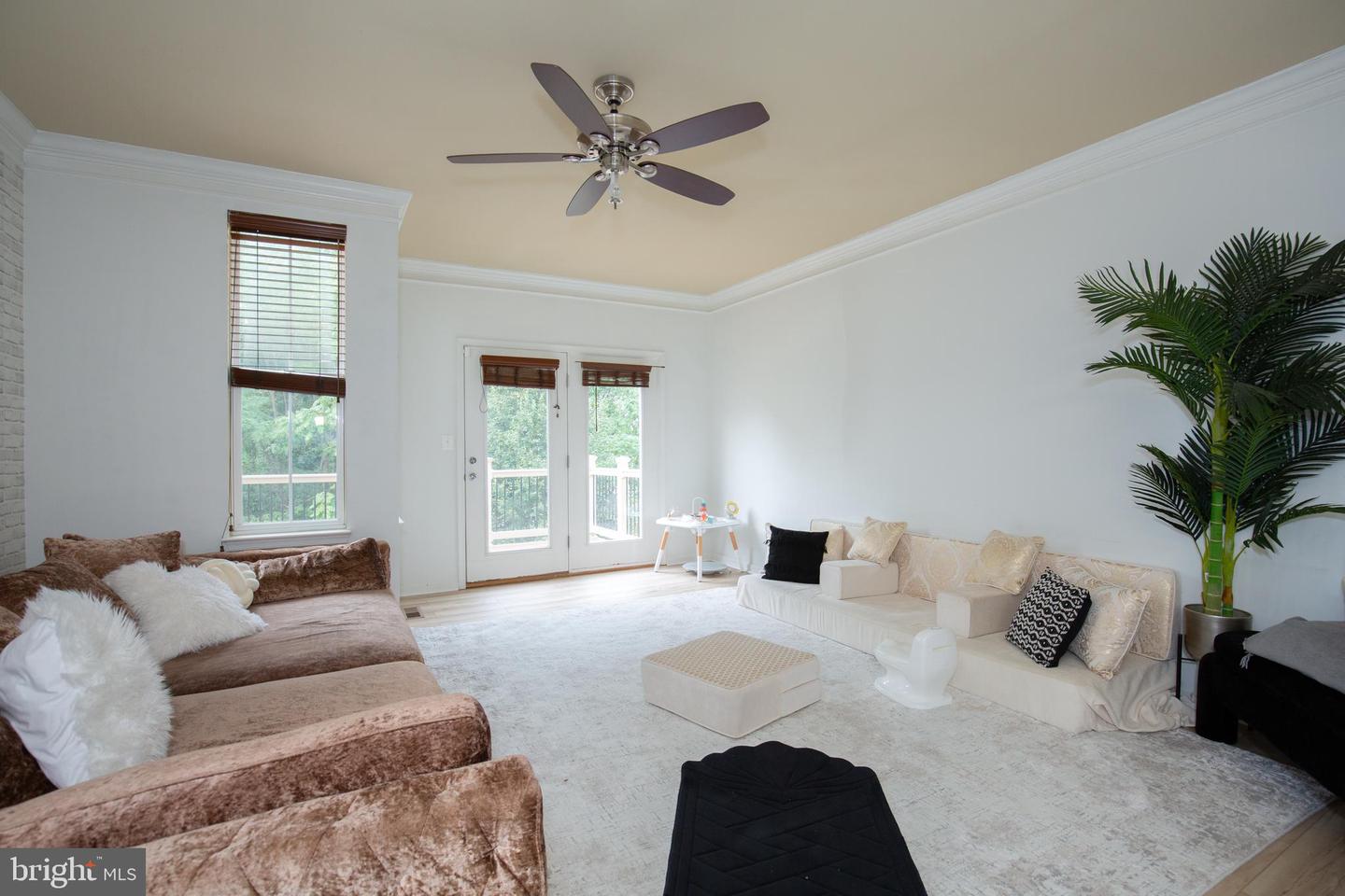 3030 Chinkapin Oak Ln Property Photo 5