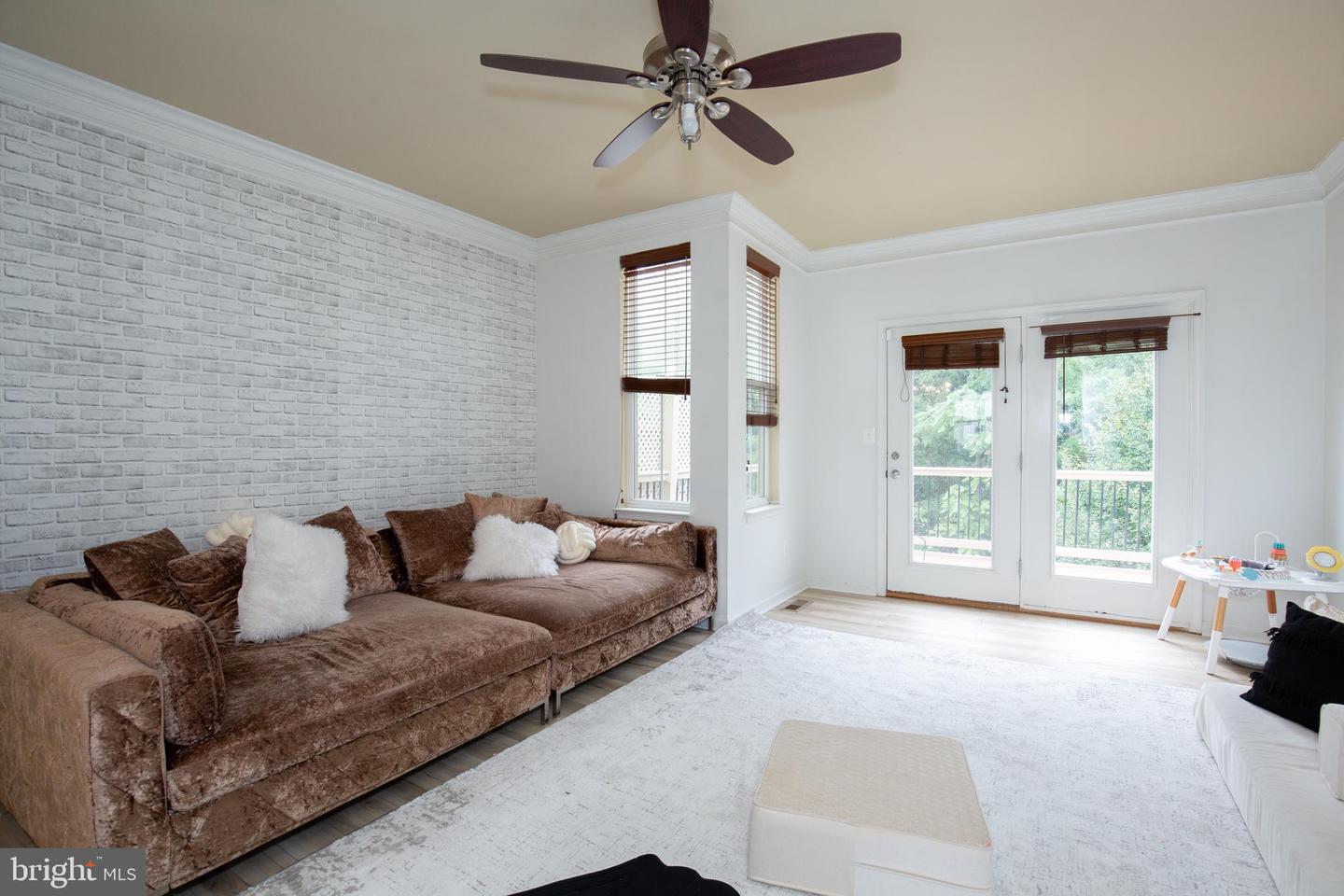 3030 Chinkapin Oak Ln Property Photo 6