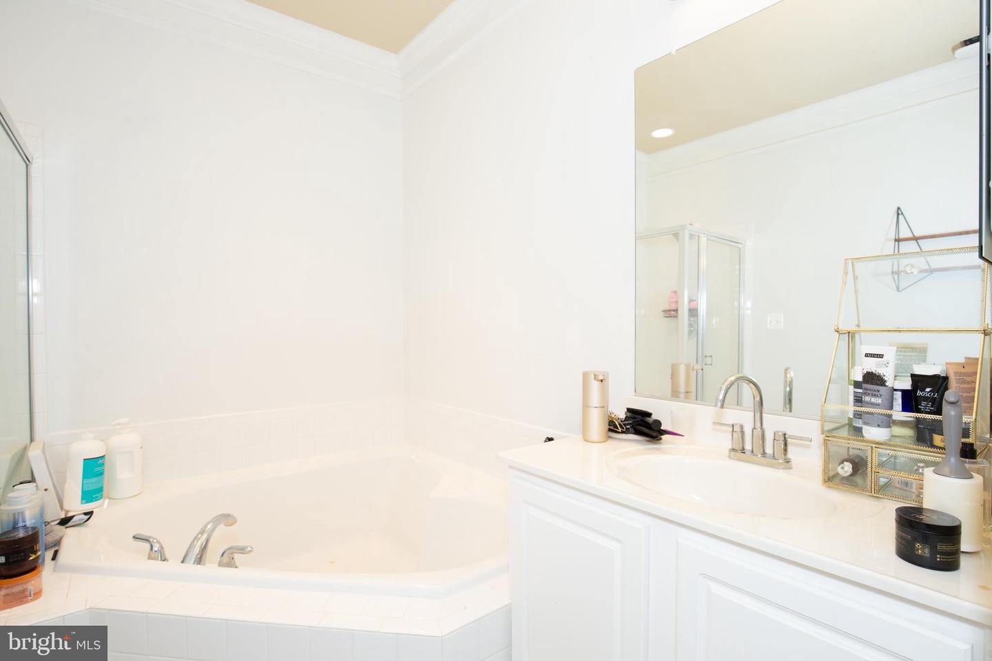 3030 Chinkapin Oak Ln Property Photo 18