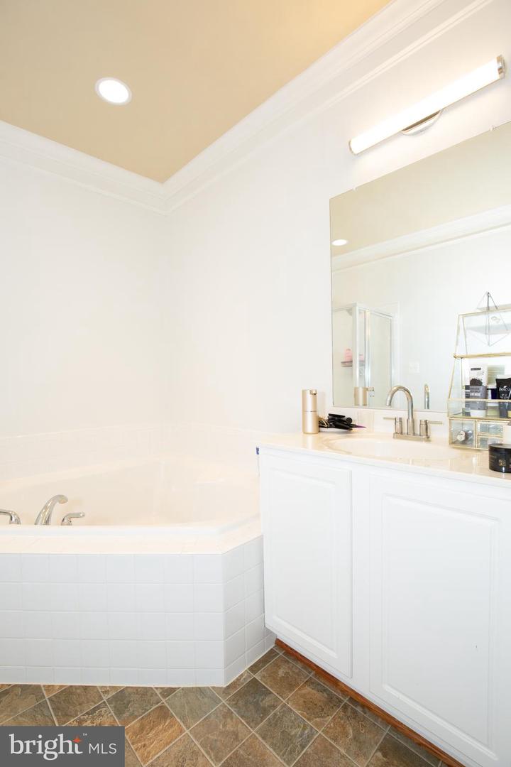 3030 Chinkapin Oak Ln Property Photo 19