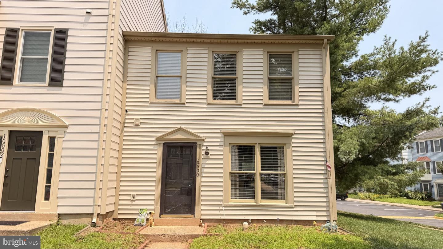 10500 ORONOCO LN Property Photo 1