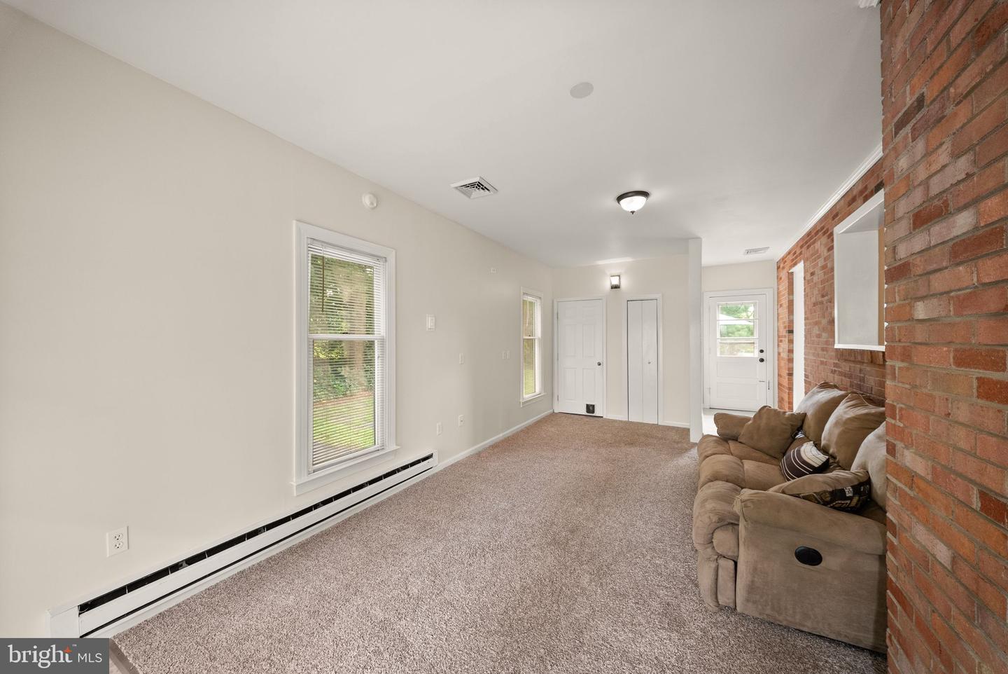 6761 Madison St Property Photo 18