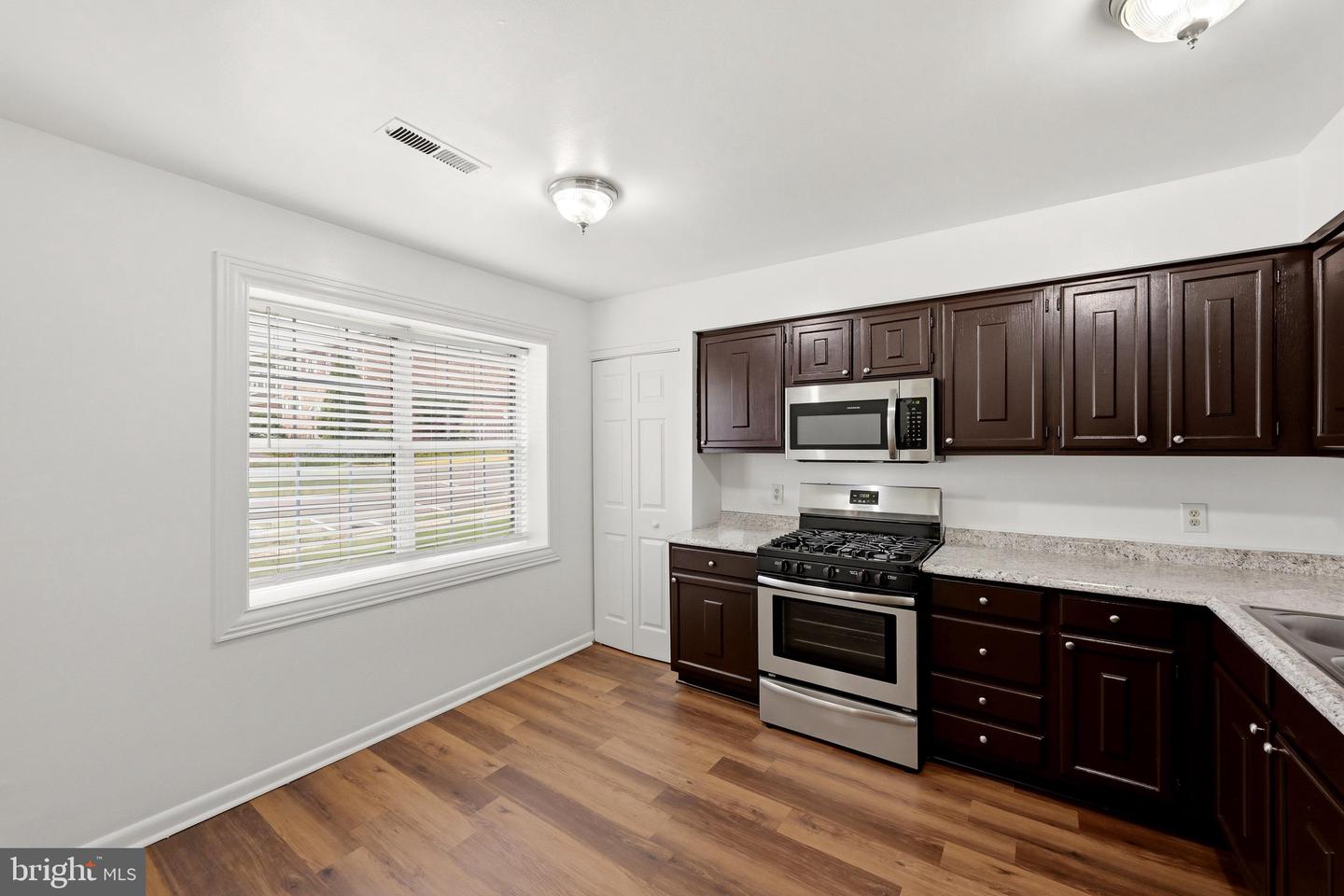 15011 Cherrydale Dr Property Photo 6