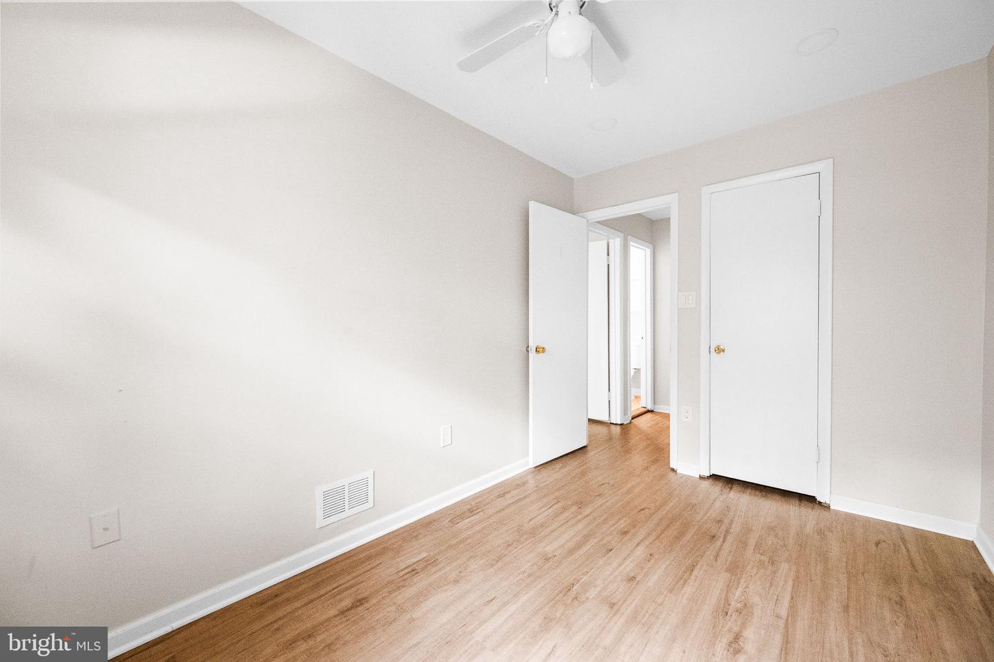 14382 Berkshire Dr Property Photo 18