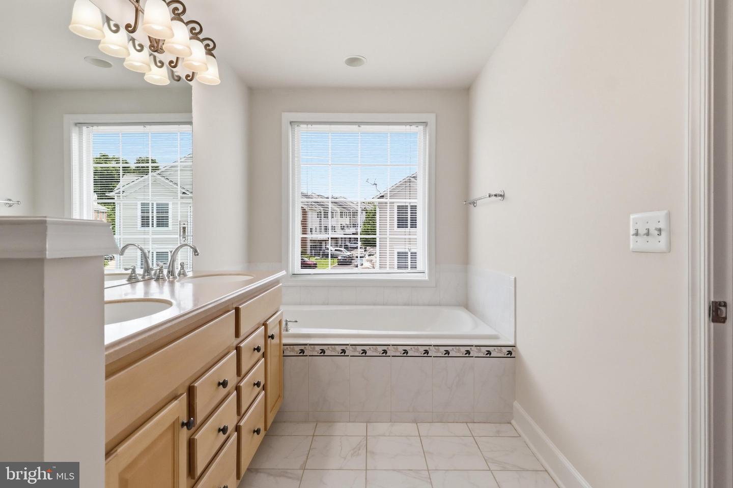 14602 Cadbury Way Property Photo 31